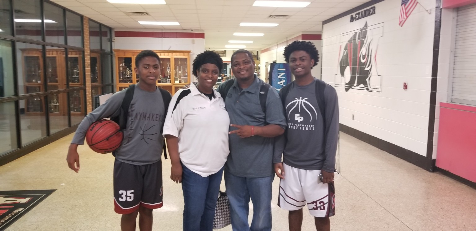 Elite Playmakers 2018 players, coaches, and family